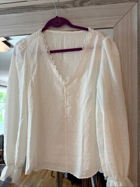 Women’s Cream Swiss Dot Lace-Trim V-Neck Blouse
